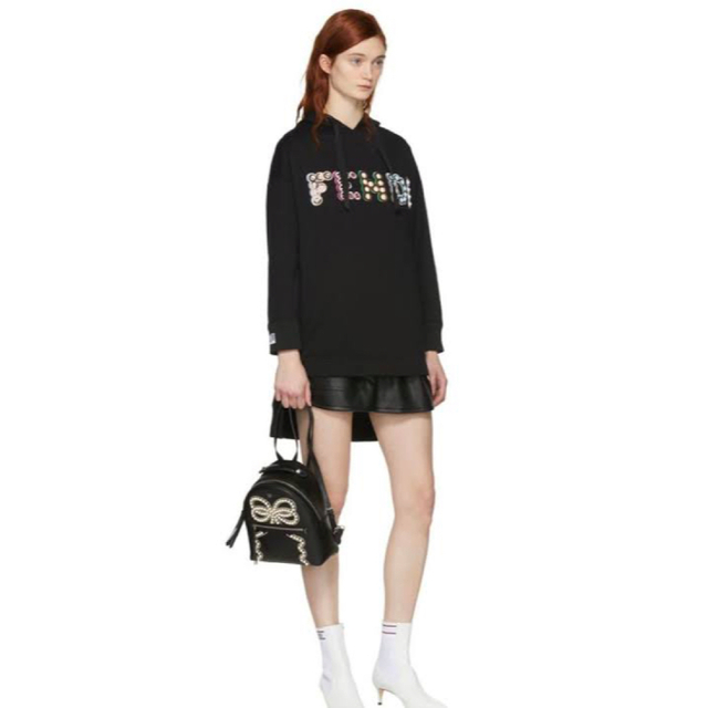 ⭐︎美品⭐︎ FENDI フェンディ　フロントロゴ　フーディ 2