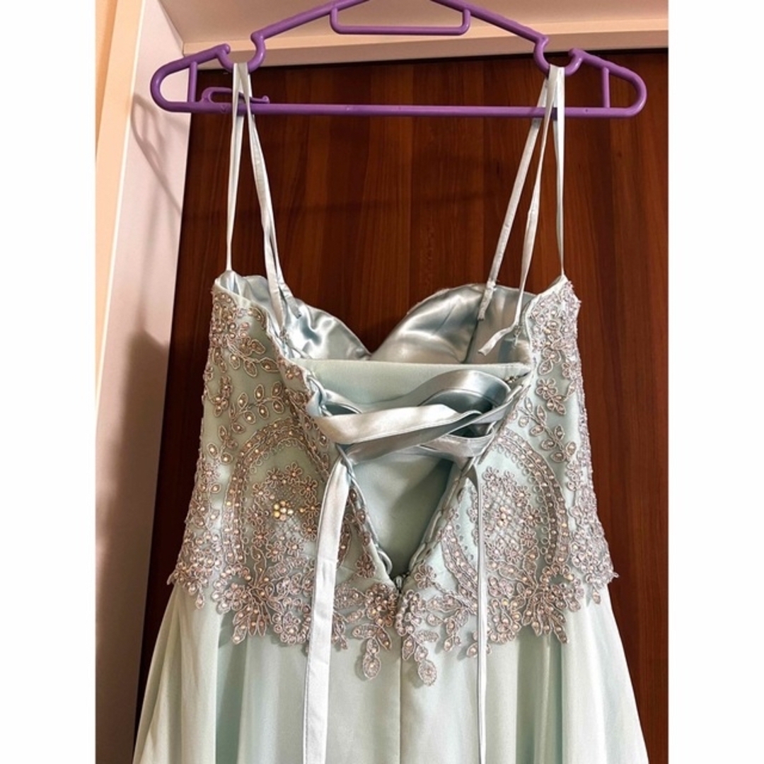 新品未使用　ロングドレス　水色 レディースのフォーマル/ドレス(ロングドレス)の商品写真