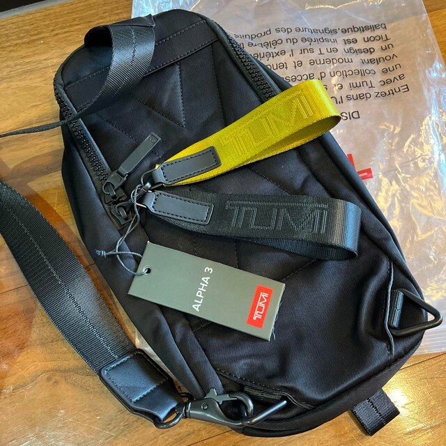 割引き 【未使用】TUMI ボーズマンスリング BLACK バッグ novo