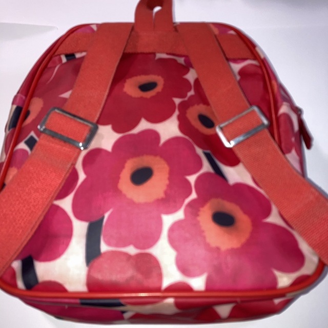 marimekko(マリメッコ)の【☆激レア☆廃盤品☆】marimekko kids リュック ウニッコ キッズ/ベビー/マタニティのこども用バッグ(リュックサック)の商品写真