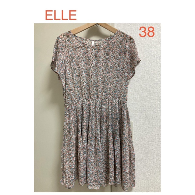 ELLE(エル)のELLE エル　ワンピース　チュニック　ウエストゴム仕様　プリーツ　小花柄　38 レディースのワンピース(ひざ丈ワンピース)の商品写真