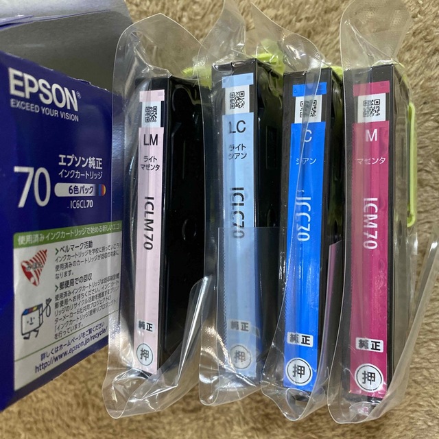 EPSON(エプソン)のエプソン 純正インクカートリッジ IC6CL70 さくらんぼ　4本セット インテリア/住まい/日用品のオフィス用品(その他)の商品写真