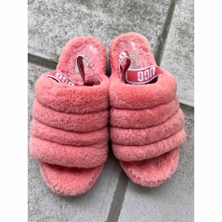 アグ(UGG)のUGG フラッフサンダル　サイズ大きめ(サンダル)