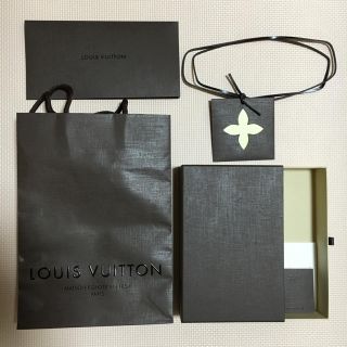 ルイヴィトン(LOUIS VUITTON)のルイヴィトン袋・箱・メッセージカード付き(ショップ袋)