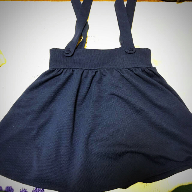 OLIVEdesOLIVE(オリーブデオリーブ)のサス付きスカート レディースのスカート(ひざ丈スカート)の商品写真