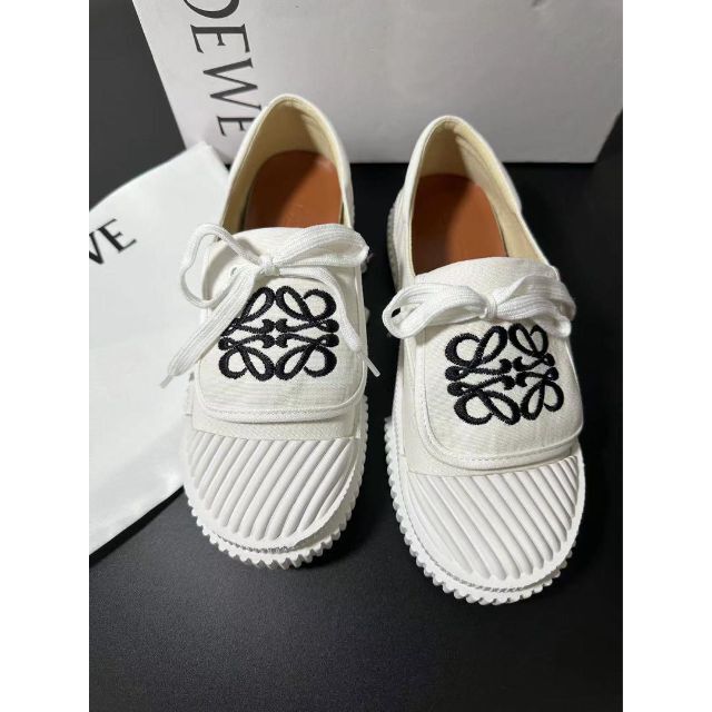 LOEWE ロエベ 刺繍 シューズ 37-