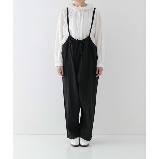 ネストローブ(nest Robe)の【週末限定お値下げ】nRブラックリネンドロストサロペット(サロペット/オーバーオール)