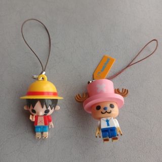 ワンピース(ONE PIECE)のＯＮＥ ＰＩＥＣＥ ルフィ&チョッパー  ストラップ（ペットボトル飲料のおまけ）(ノベルティグッズ)