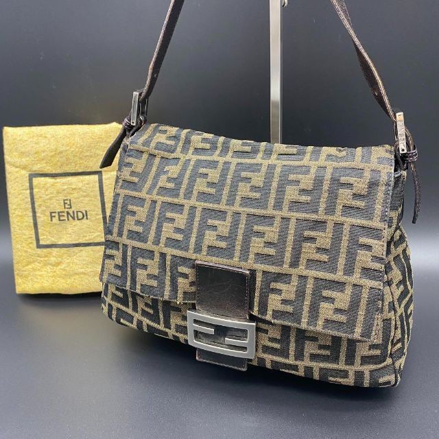 美品】FENDI マンマバケット ズッカ 総柄 ワンショルダー ブラウン-