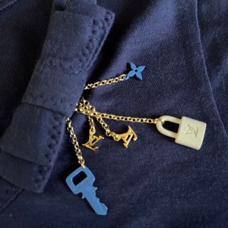 ヴィトン(LOUIS VUITTON) Tシャツ(レディース/半袖)の通販 300点以上