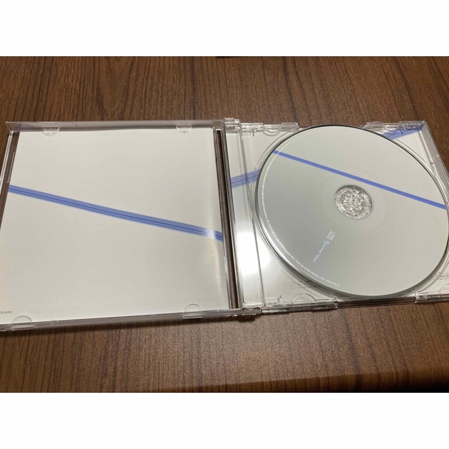 V6　The ONES　通常版　初回ブックレット付 エンタメ/ホビーのCD(ポップス/ロック(邦楽))の商品写真