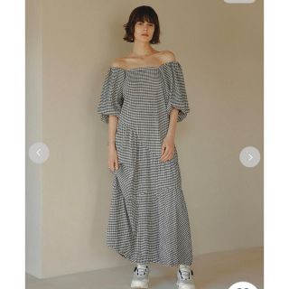 エミアトリエ オフショルダーの通販 34点 | emmi atelierを買うならラクマ