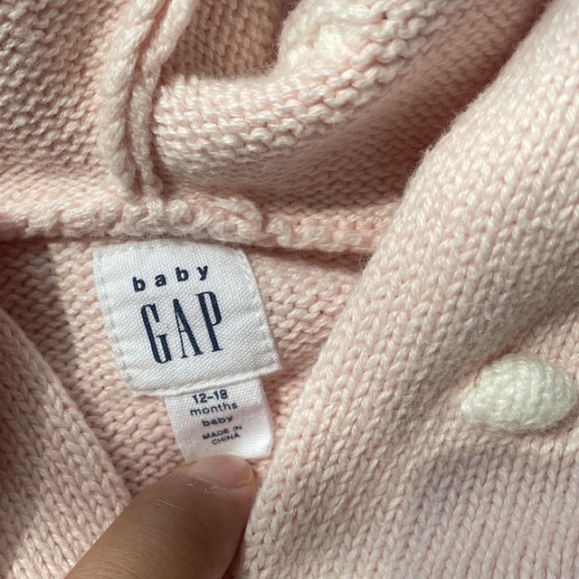 GAP(ギャップ)のGAP ベビーカーディガン80 キッズ/ベビー/マタニティのベビー服(~85cm)(カーディガン/ボレロ)の商品写真