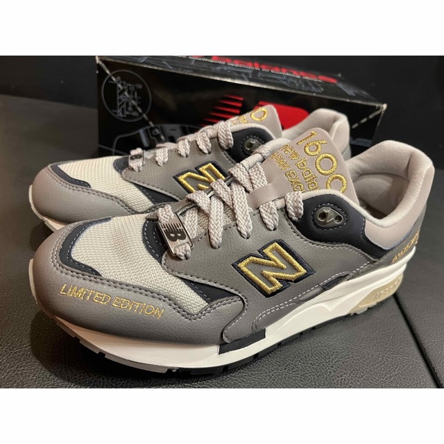 超レア！New Balance CM1600LE