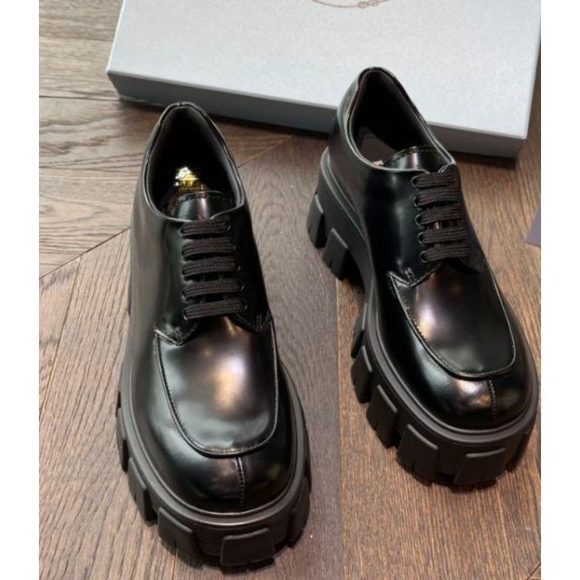 新しく着き PRADA PRADA プラダ ローファー 36 - ローファー+革靴