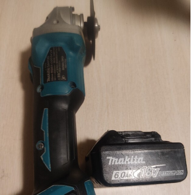 Makita(マキタ)の（じゅん様） makita マキタ 18V 100mm 充電式ディスクグラインダ スポーツ/アウトドアの自転車(工具/メンテナンス)の商品写真