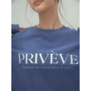 PRIVEVE カラー刺繍スウェット02