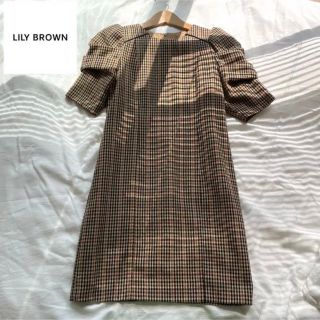 リリーブラウン(Lily Brown)の【美品】lily brown パワーショルダーレトロワンピース(ミニワンピース)