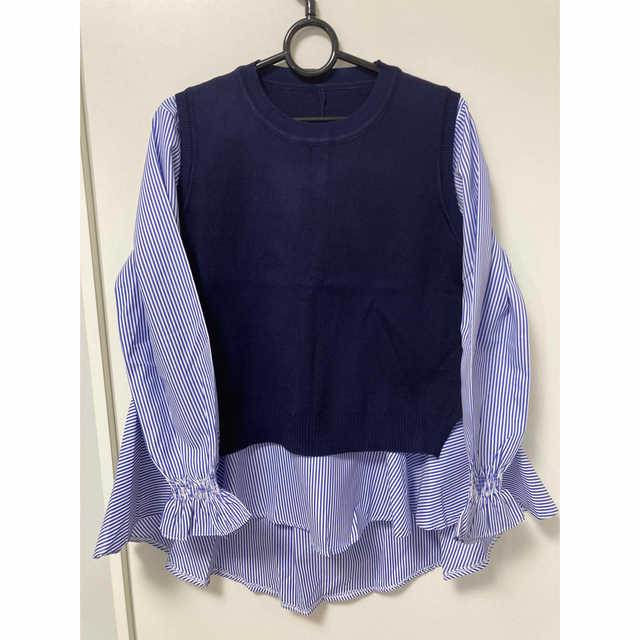 春の装い　L青 フレアブラウス と 紺ベスト♫ 流行りボリューム長袖 重ね着 ！ レディースのトップス(シャツ/ブラウス(長袖/七分))の商品写真