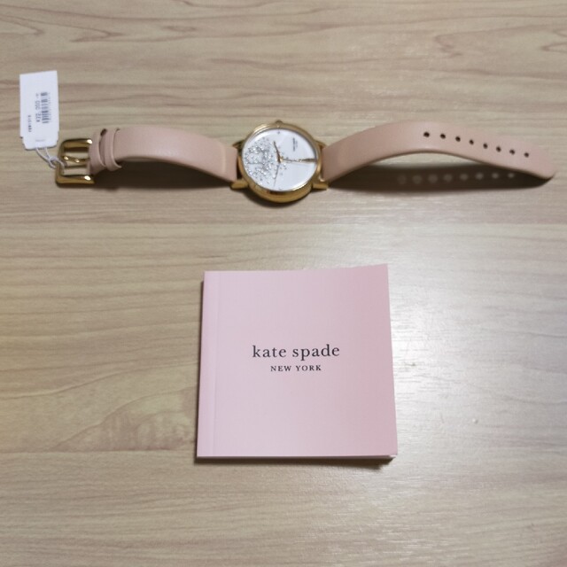 kate spade new york(ケイトスペードニューヨーク)のケイトスペード メトロ 34mm シャンパン レディース 腕時計 レディースのファッション小物(腕時計)の商品写真
