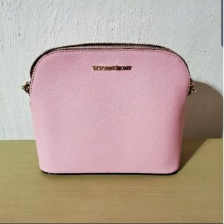 ヴィクトリアズシークレット(Victoria's Secret)のヴィクトリアシークレット　PINK　ショルダーバッグ　カバン　鞄　かばん(ショルダーバッグ)