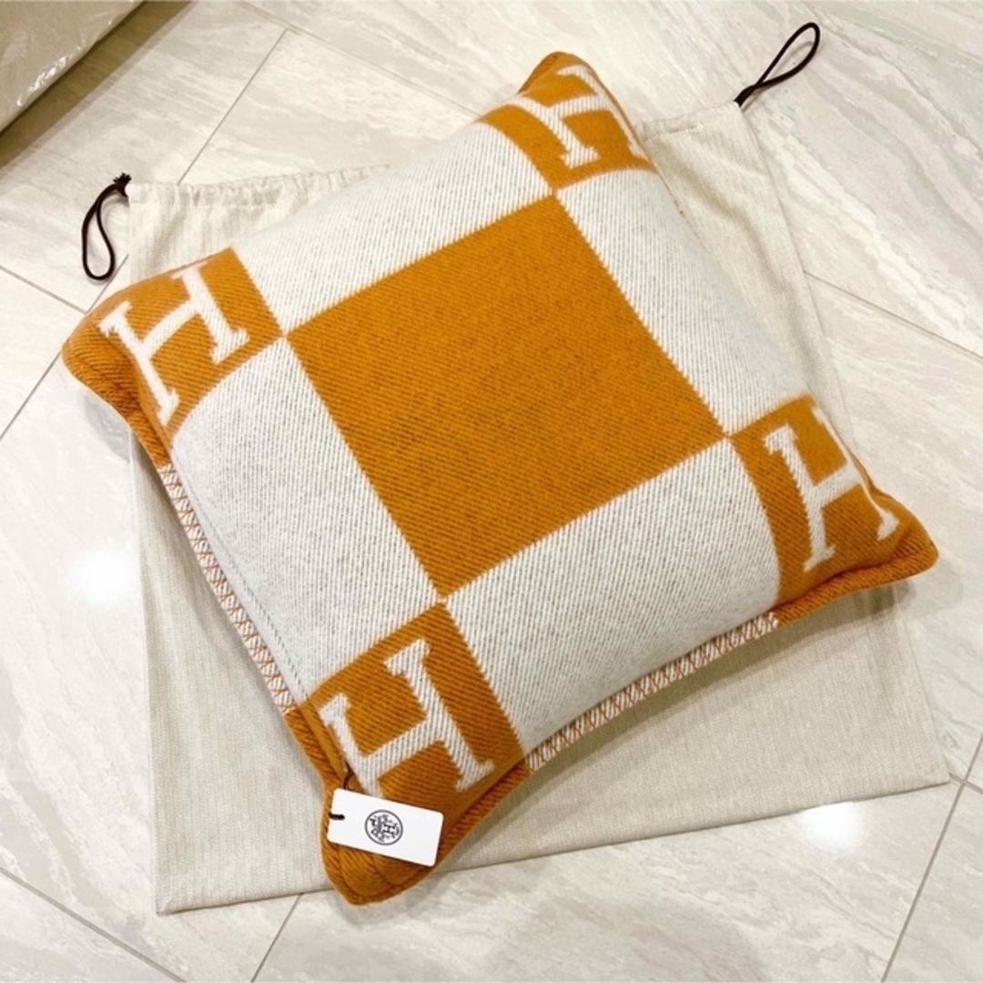 新品未使用】単品 エルメス クッション HERMES-