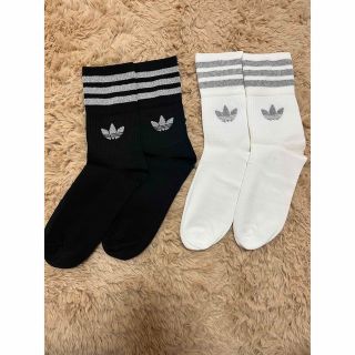 オリジナルス(Originals（adidas）)のアディダスオリジナルス2Pクルーソックス　25〜27cm(ソックス)