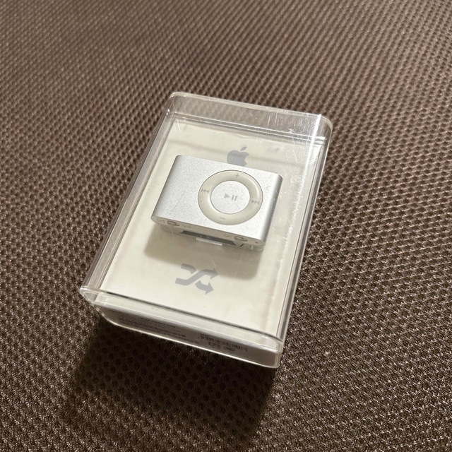 iPod(アイポッド)のiPod shuffle 1GB ポータブルプレーヤー新品 スマホ/家電/カメラのオーディオ機器(ポータブルプレーヤー)の商品写真