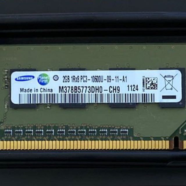 DDR3-1333 2GB DDR3-1600 4GB スマホ/家電/カメラのPC/タブレット(PCパーツ)の商品写真