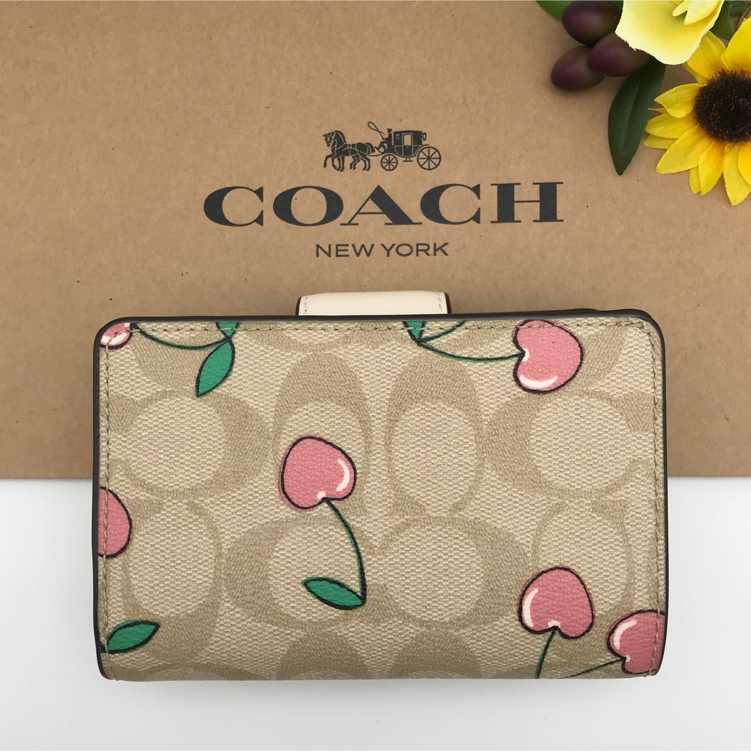 COACH 財布 大人気！！ ミディアム コーナージップ ハート チェリー 新品