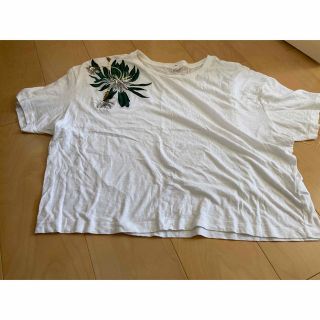 エイチアンドエム(H&M)のH&M Tシャツ　ビーズ　刺繍(Tシャツ(半袖/袖なし))