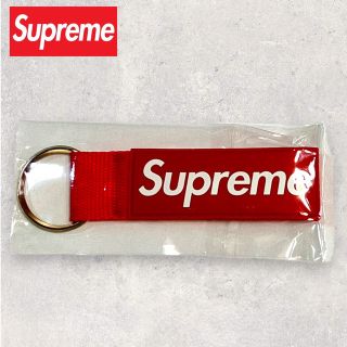 シュプリーム(Supreme)のSupreme Webbing Keychain red シュプリーム(キーホルダー)