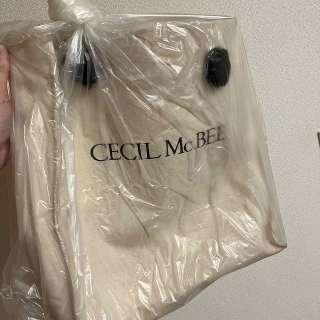 CECIL McBEE(セシルマクビー)のセシルマクビー　トートバッグ レディースのバッグ(トートバッグ)の商品写真