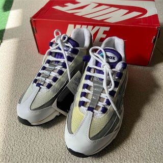 ナイキ(NIKE)の本日限定お値下げタグ付未使用⭐︎エアマックス95⭐︎airmax95⭐︎パープル(スニーカー)