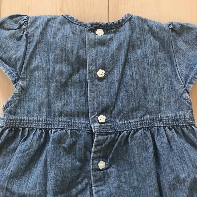 babyGAP(ベビーギャップ)のベビーギャップ　デニムワンピース　80 キッズ/ベビー/マタニティのベビー服(~85cm)(ワンピース)の商品写真