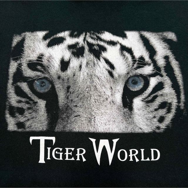 Tシャツ 半袖 オーバーサイズ ブラック 黒 トラ アニマルプリント 古着 虎 メンズのトップス(Tシャツ/カットソー(半袖/袖なし))の商品写真