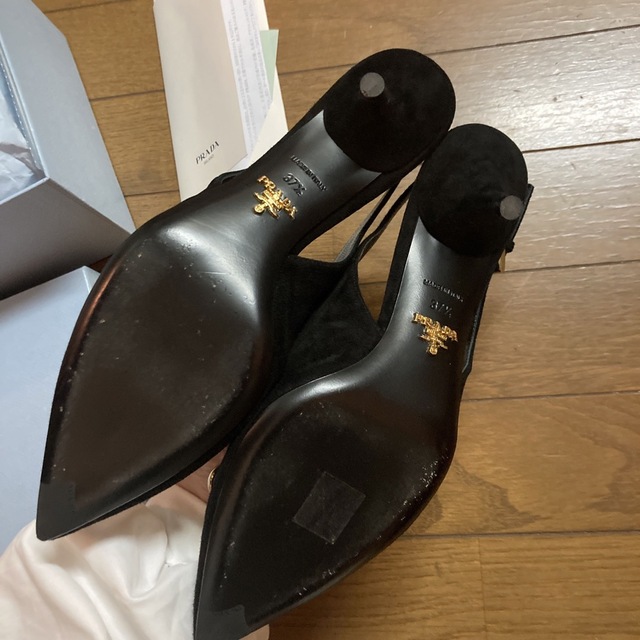 PRADA - 【プラダ】ハイヒール ゴールド ミュール スウェード PRADA - 【プラダ】ハイヒール ゴールド ミュール スウェード