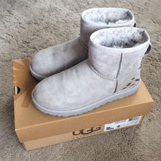 アグ(UGG)のMiccc様専用です♡美品♡UGG/アグ クラッシックミニ♡(ブーツ)