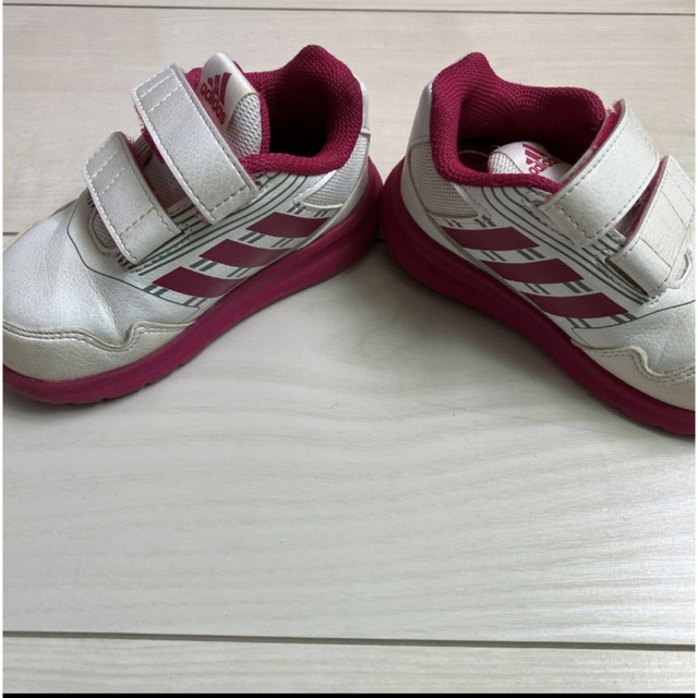 adidas(アディダス)のアディダススニーカー　13cm ベビーシューズ キッズ/ベビー/マタニティのベビー靴/シューズ(~14cm)(スニーカー)の商品写真