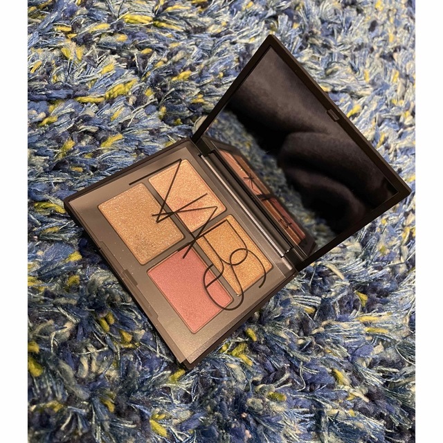 NARS(ナーズ)のNARS クワッドアイシャドウ3972 コスメ/美容のベースメイク/化粧品(アイシャドウ)の商品写真