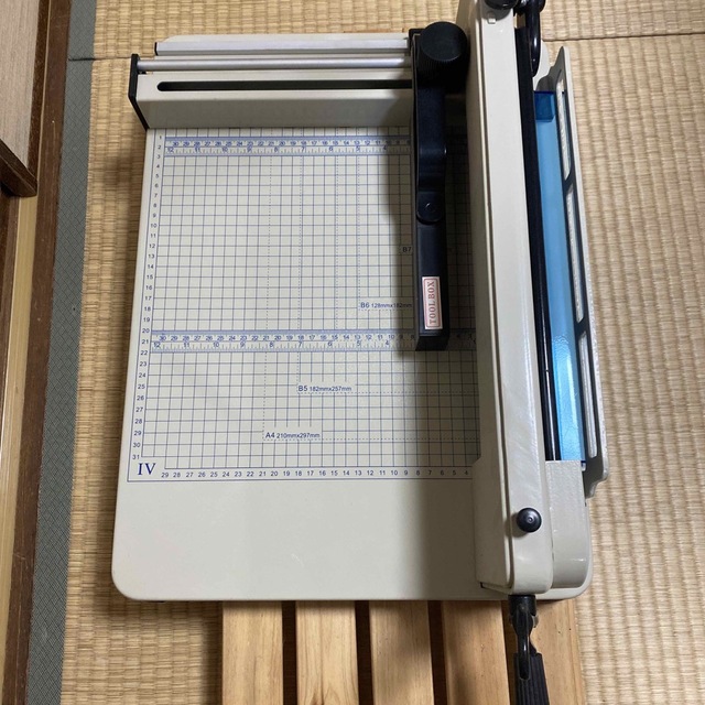 【ダイシン商事】断裁機　DS-858A4【説明書つき】