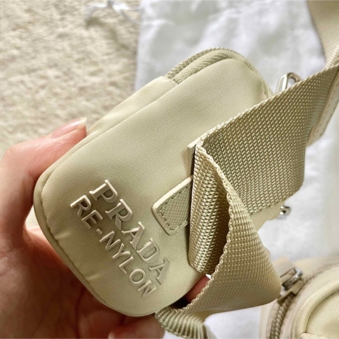 プラダ PRADA ショルダーバッグ ナイロン ベージュ 本物 未使用