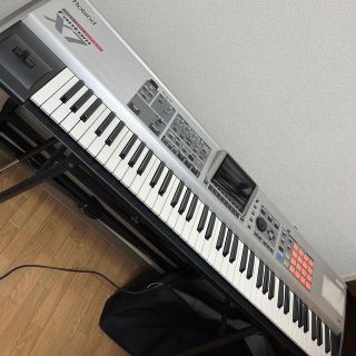 ローランド(Roland)のRoland FANTOM-X7(キーボード/シンセサイザー)