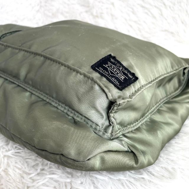 PORTER(ポーター)の名作『PORTER』TANKER SHORT HELMETBAG SAGE メンズのバッグ(トートバッグ)の商品写真