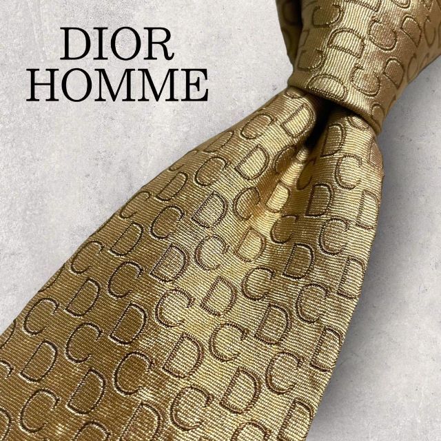 DIOR HOMME(ディオールオム)の美品 DIOR HOMME ディオールオム CDロゴ ネクタイ ゴールド 金 メンズのファッション小物(ネクタイ)の商品写真