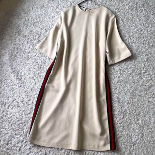 グッチ(Gucci)の美品✨グッチ 2018モデル サイドシェリーライン 緑赤 ロングワンピース 38(ロングワンピース/マキシワンピース)