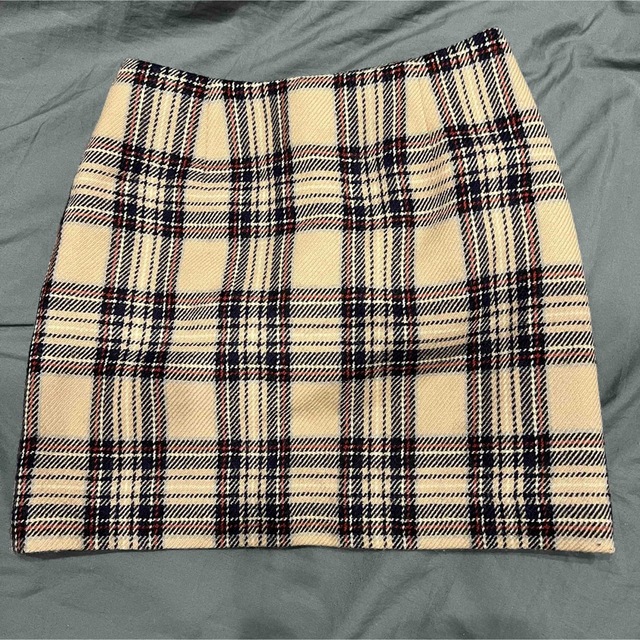 UNITED ARROWS(ユナイテッドアローズ)のミニスカート　台形スカート レディースのスカート(ミニスカート)の商品写真