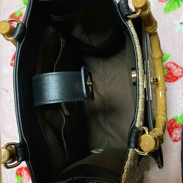 anySiS(エニィスィス)の最終お値下げです❣️anySiS バンブーライクかごトートバッグ レディースのバッグ(ショルダーバッグ)の商品写真