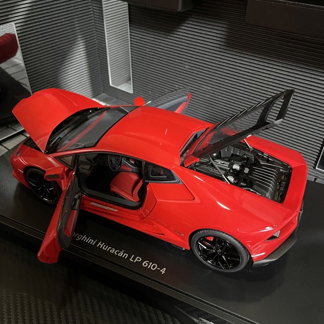 未展示品 オートアート 1/18 ランボルギーニウラカンLP610-4の通販 by