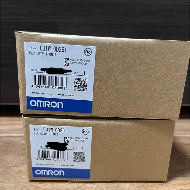 新品未開封  オムロン  CJ1W-OD261 × 2台